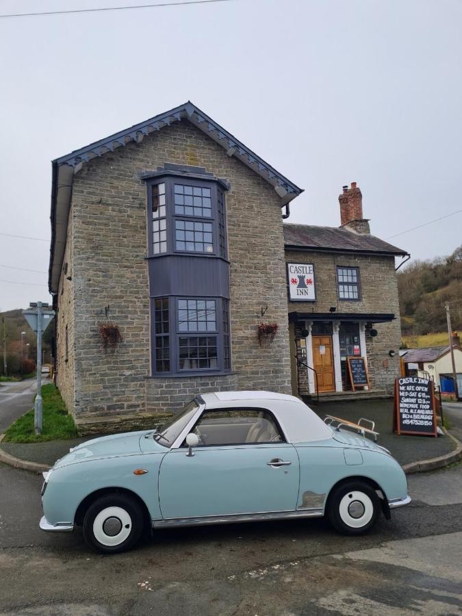 Castle Inn Knighton  Exteriör bild